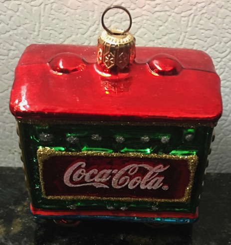 45245-1 € 12,50 coca cola ornament glas wagon nr 1.jpeg